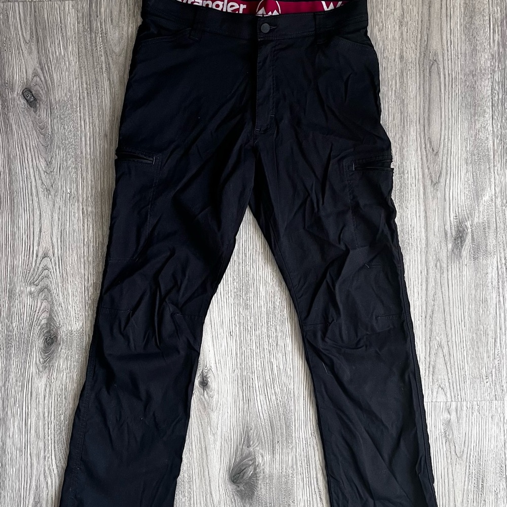 Wrangler Men's Dark Cargo Pants